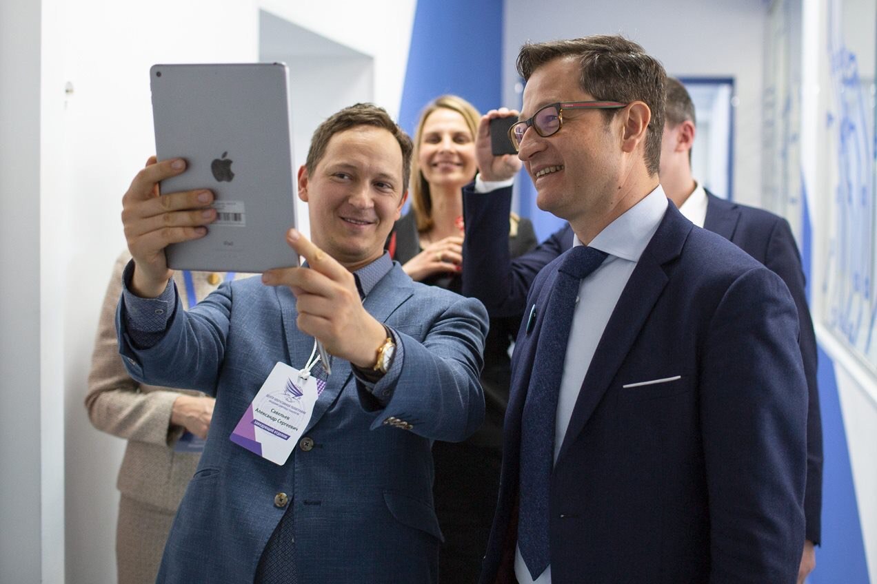 SpinetiX в Академии Цифровых Технологий